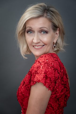 retrato-femenino-Beata-Praska
